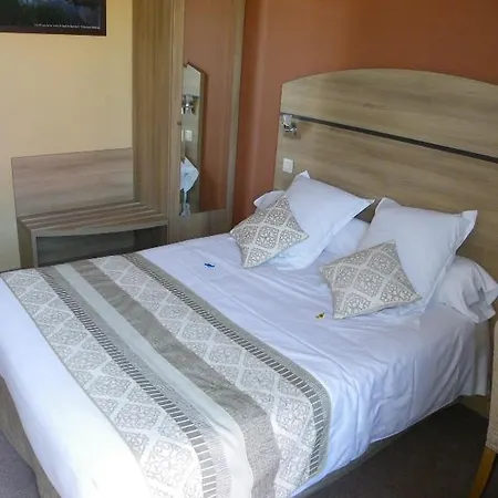 Les étoiles Du Forez Hotel 2*