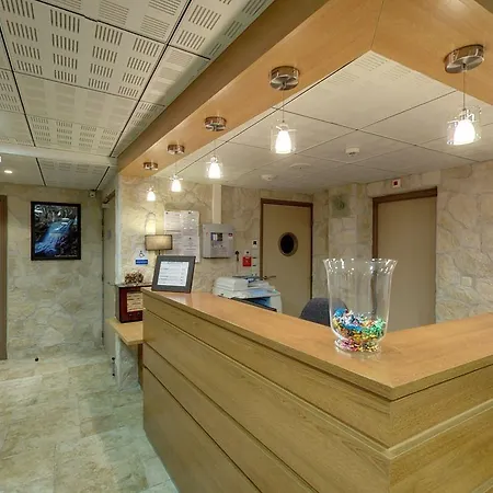 Hotel Les étoiles Du Forez Savigneux (Loire)