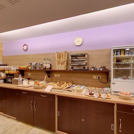 Les étoiles Du Forez Savigneux (Loire)