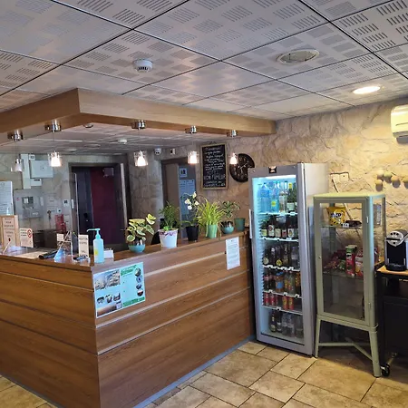 Les étoiles Du Forez Hotel 2*