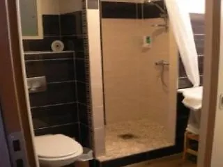 Hotel Les étoiles Du Forez 2*