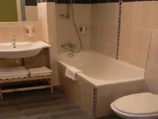 Les étoiles Du Forez Savigneux (Loire)